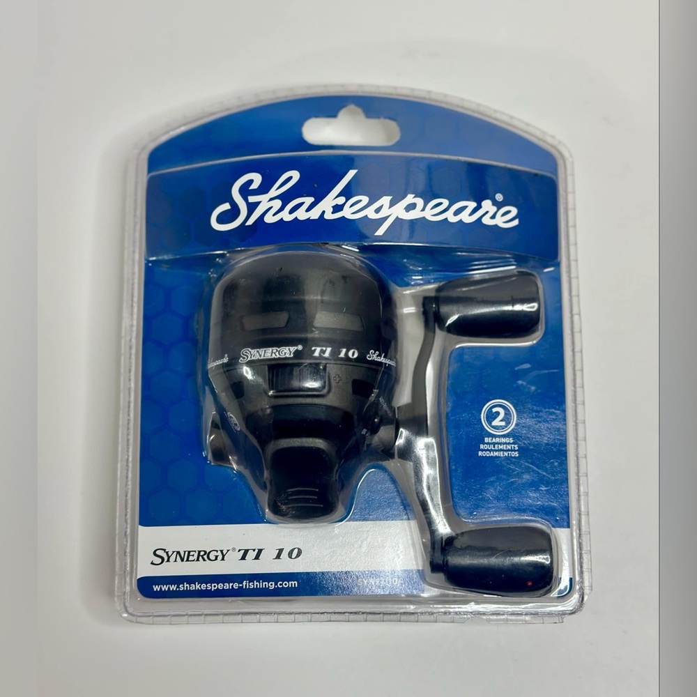 Shakespeare Synergy TI 10 Spincast Fishing Reel Brand New